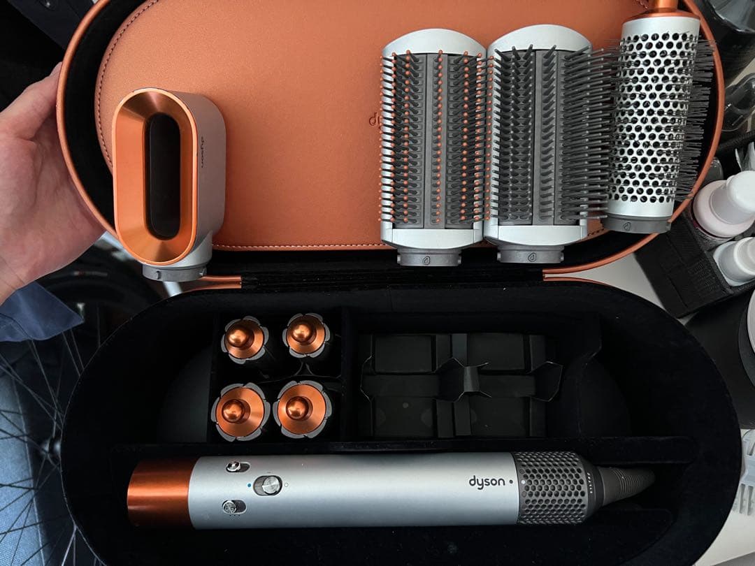 Dyson Airwrap HS01ヘアスタイラー　フルセット