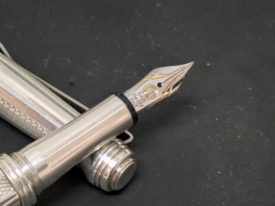 クレオ スクリベント リネア アルト スターリングシルバー 万年筆 F 18k