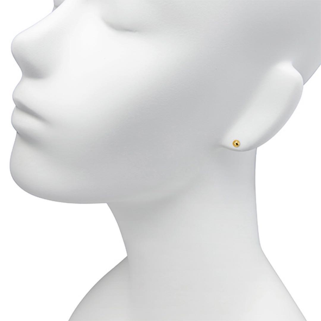 美品　K18 ピアス　定価24000円