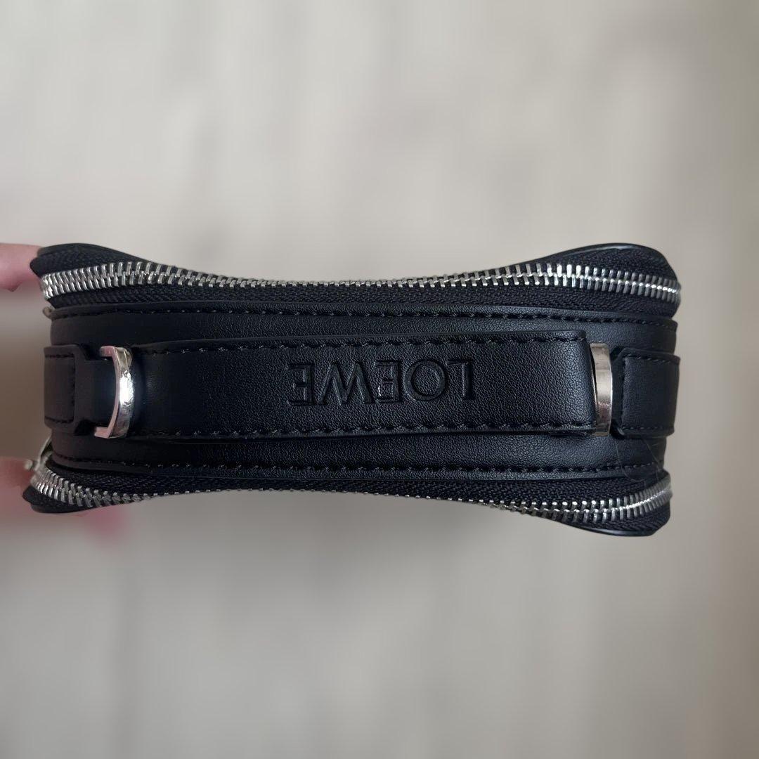 LOEWE ブラックレザー バッグ