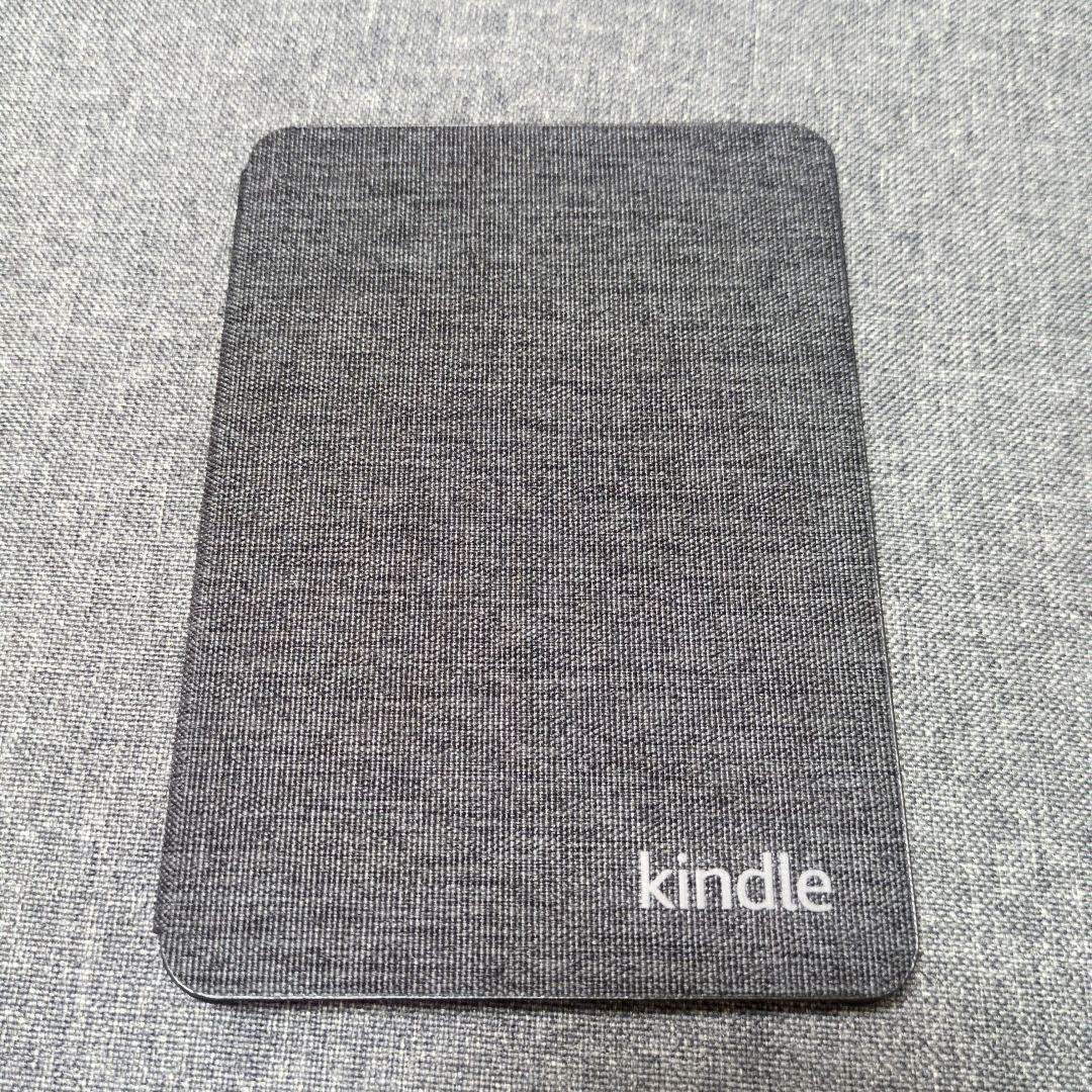 Kindle 11世代 本体と純正カバー