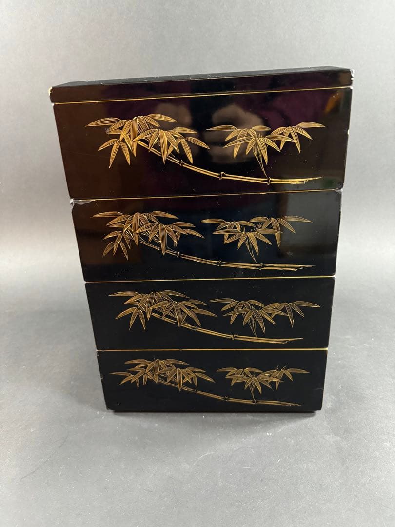 セール　重箱　四段　輪島塗　梨地　家紋　松竹梅