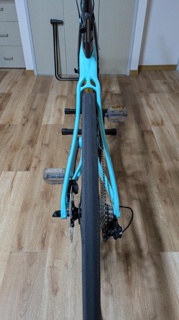 【乗車1度のみ】Bianchi Oltre XR3 Disc 105 2021年