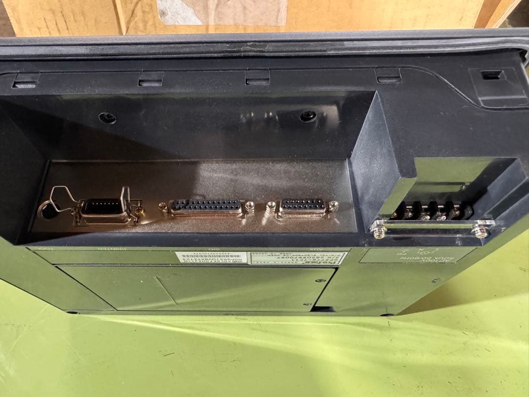 PRO FACE タッチパネル表示器 GP577R-TC11 プログラマブル