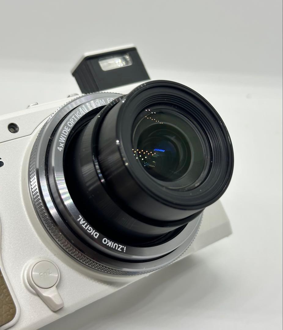 OLYMPUS STYLUS XZ-2ホワイト デジカメ