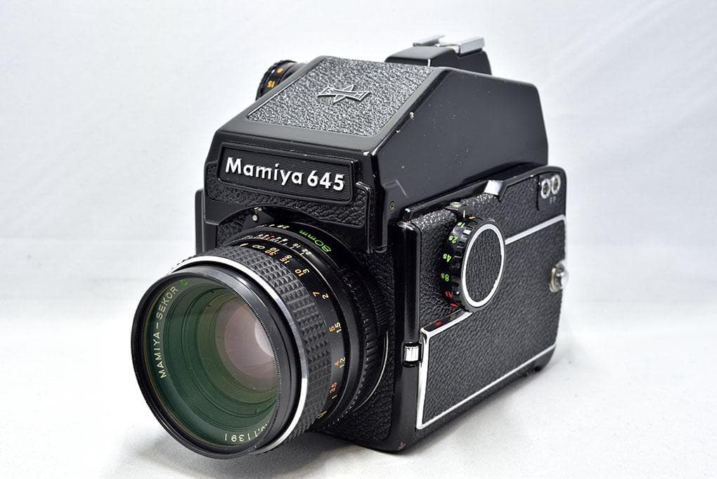 マミヤ Ｍ６４５ 一眼レフカメラ（ＰＤプリズムファインダー付）