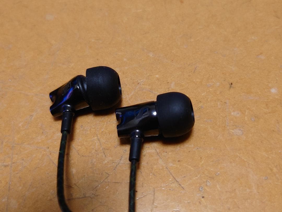 ゼンハイザー IE800 & RCS800付属 ケーブル硬化対策品