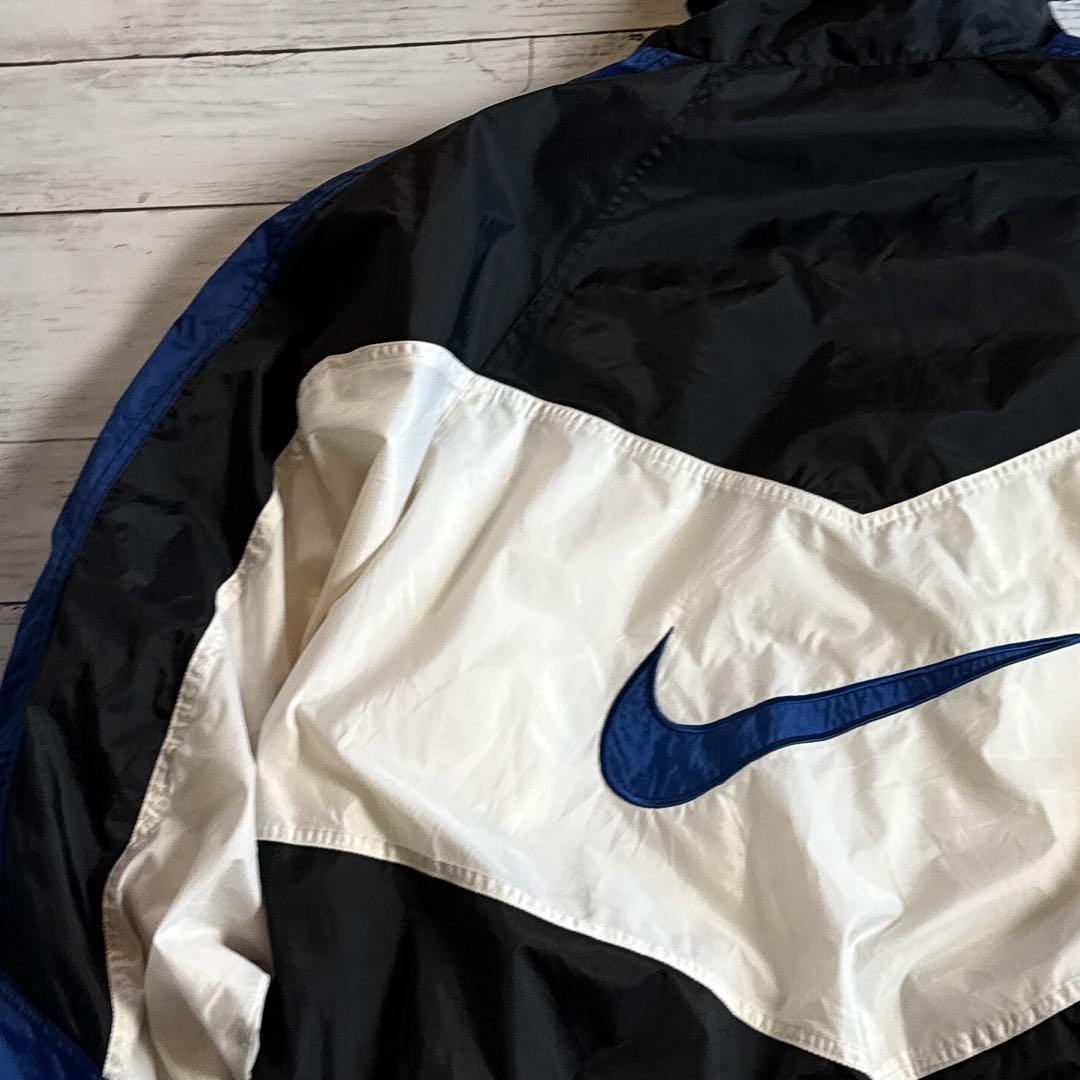 ヘ*子様 90s NIKE ナイロンジャケット バックロゴ 刺繍ロゴ 黒 白 青