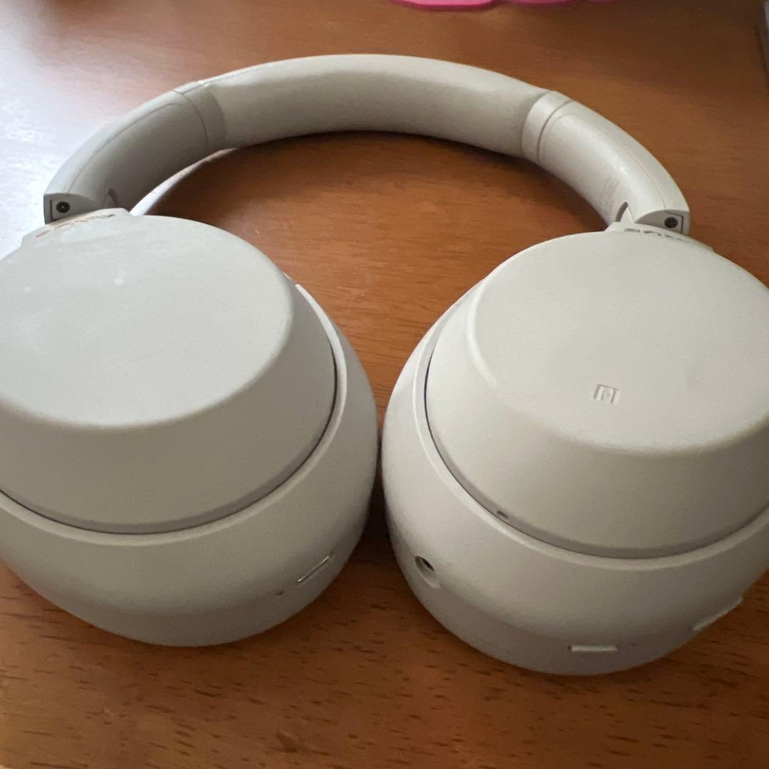 SONY ワイヤレスヘッドホン シルバー