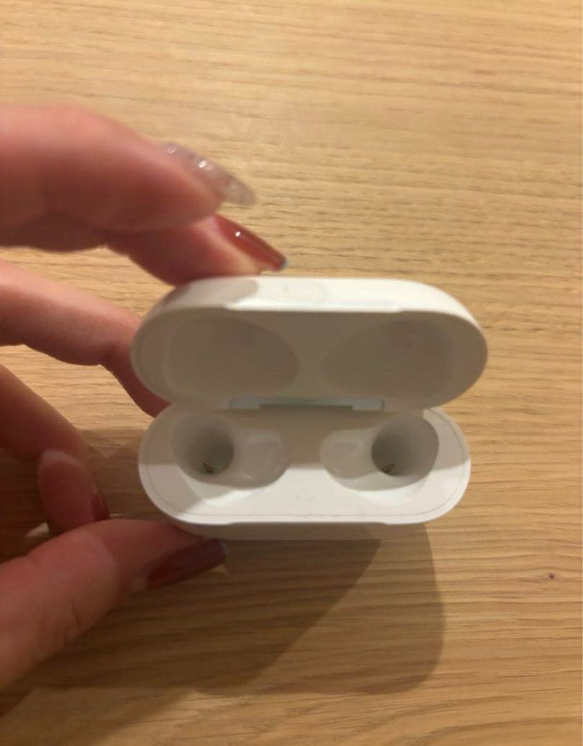 AirPods 第3世代　Lightning端子