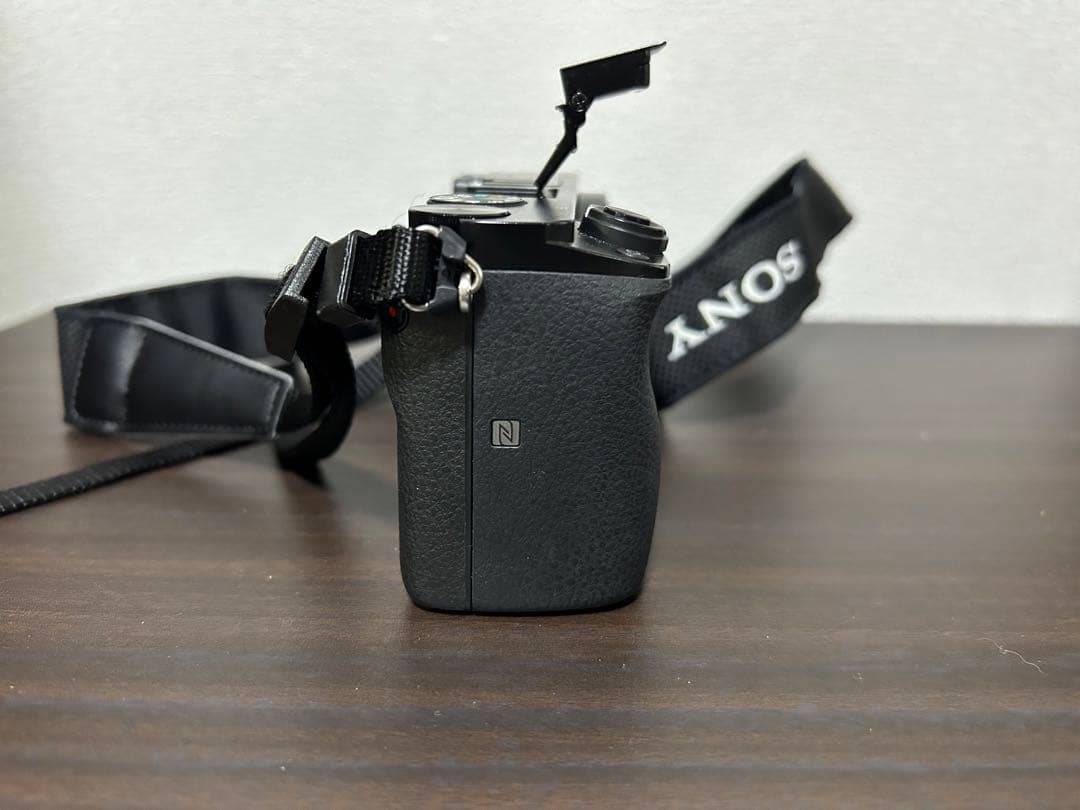 SONY α6000 ミラーレス一眼レフ 本体とレンズセット