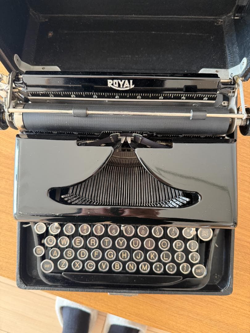  PORTABLE タイプライター