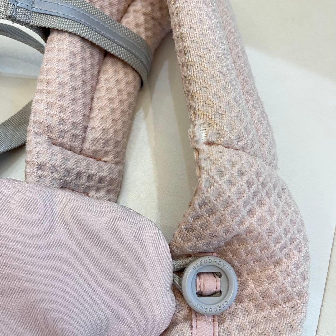 ergobaby オムニブリーズ　ピンククォーツ　抱っこ紐