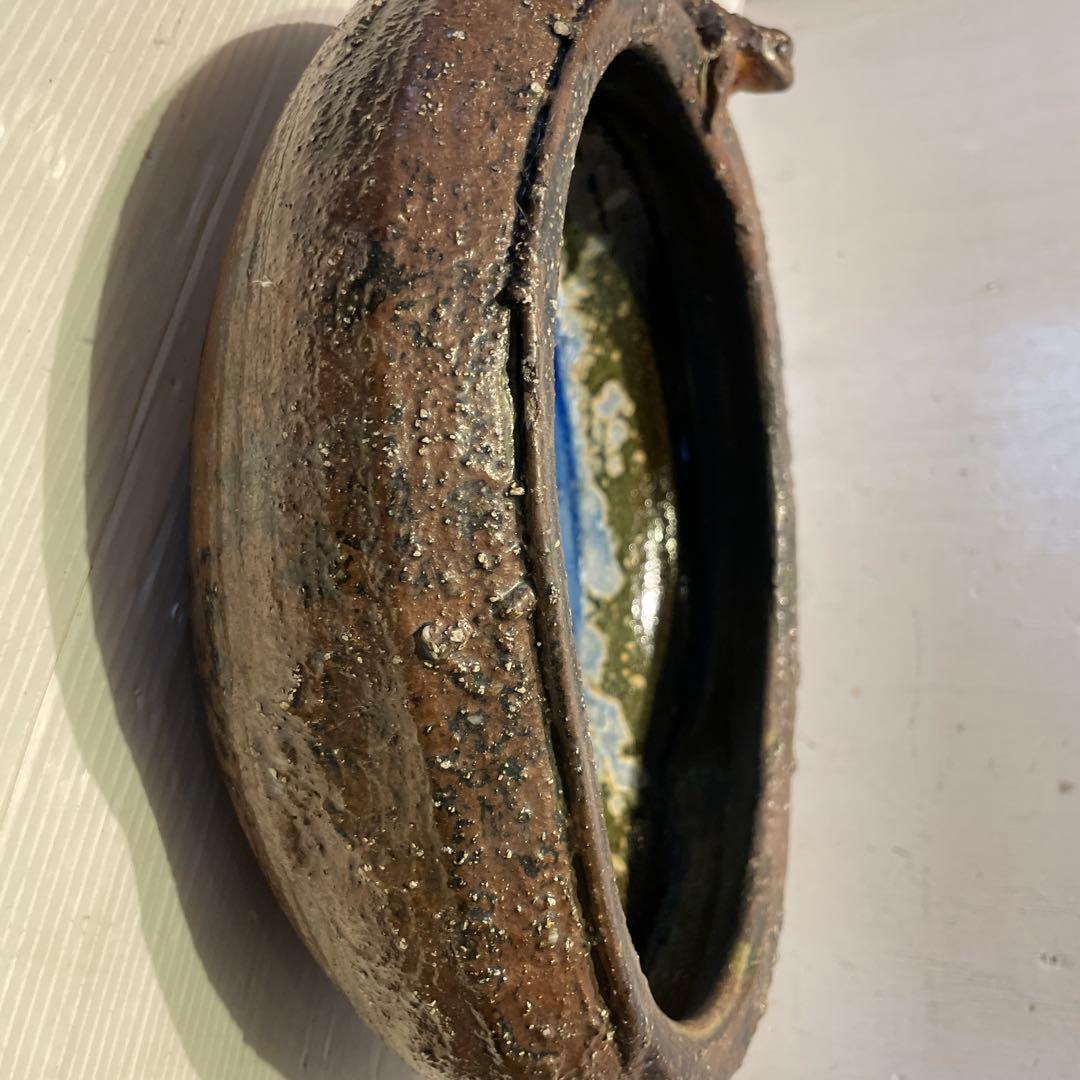 カエル付き信楽焼花器　骨董品　時代物　希少品　ヴィンテージ品　一品物　早い者勝ち