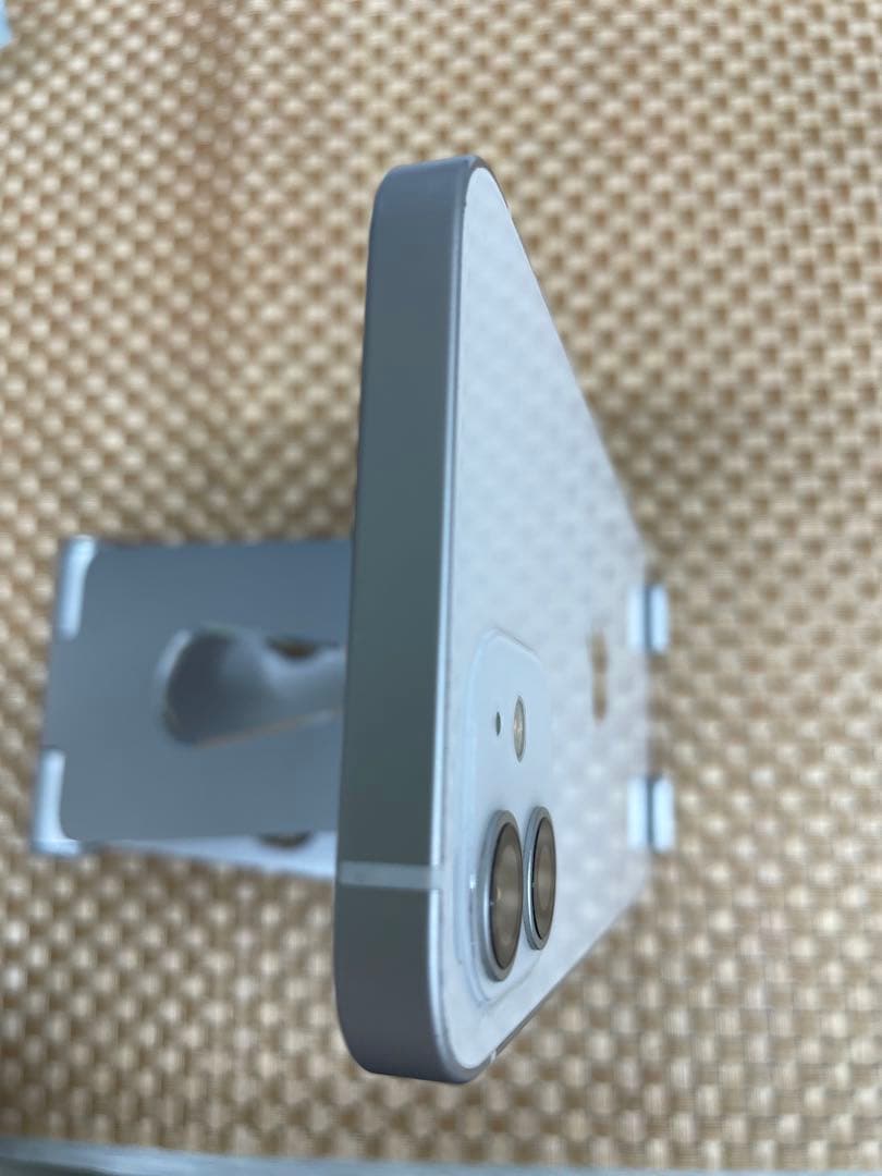 iPhone 12 128 GB ホワイトSIMフリー【0120】