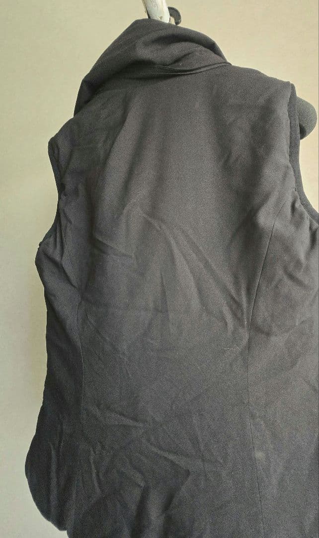 Chacott ストレッチ中綿ベスト 新品、未使用