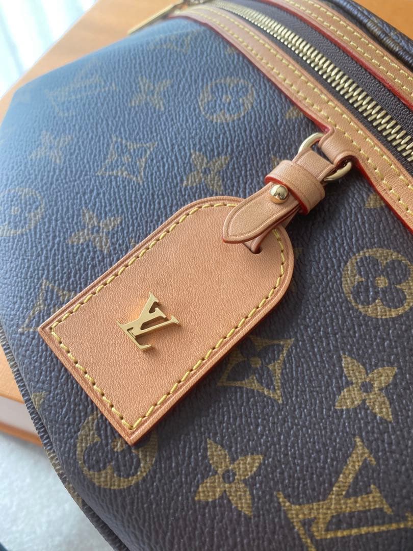 Louis Vuitton ボディバック　ハイライズモノグラム