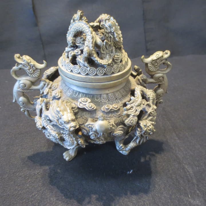 九つの龍の香炉 銅製 銅製 骨董品 重みがある