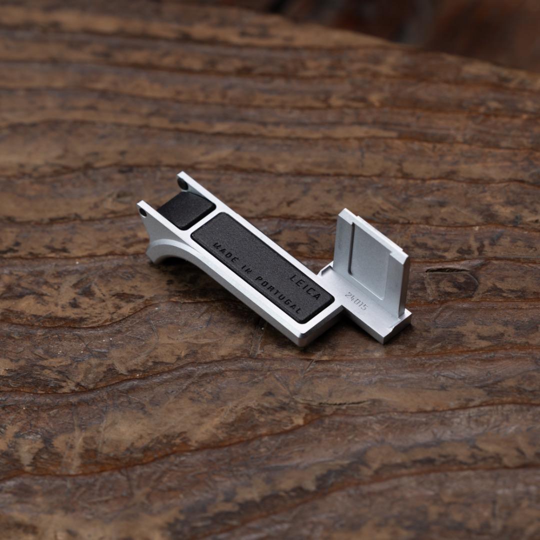 美品 純正品 Leica (ライカ) M11/M10用 サムレスト シルバー