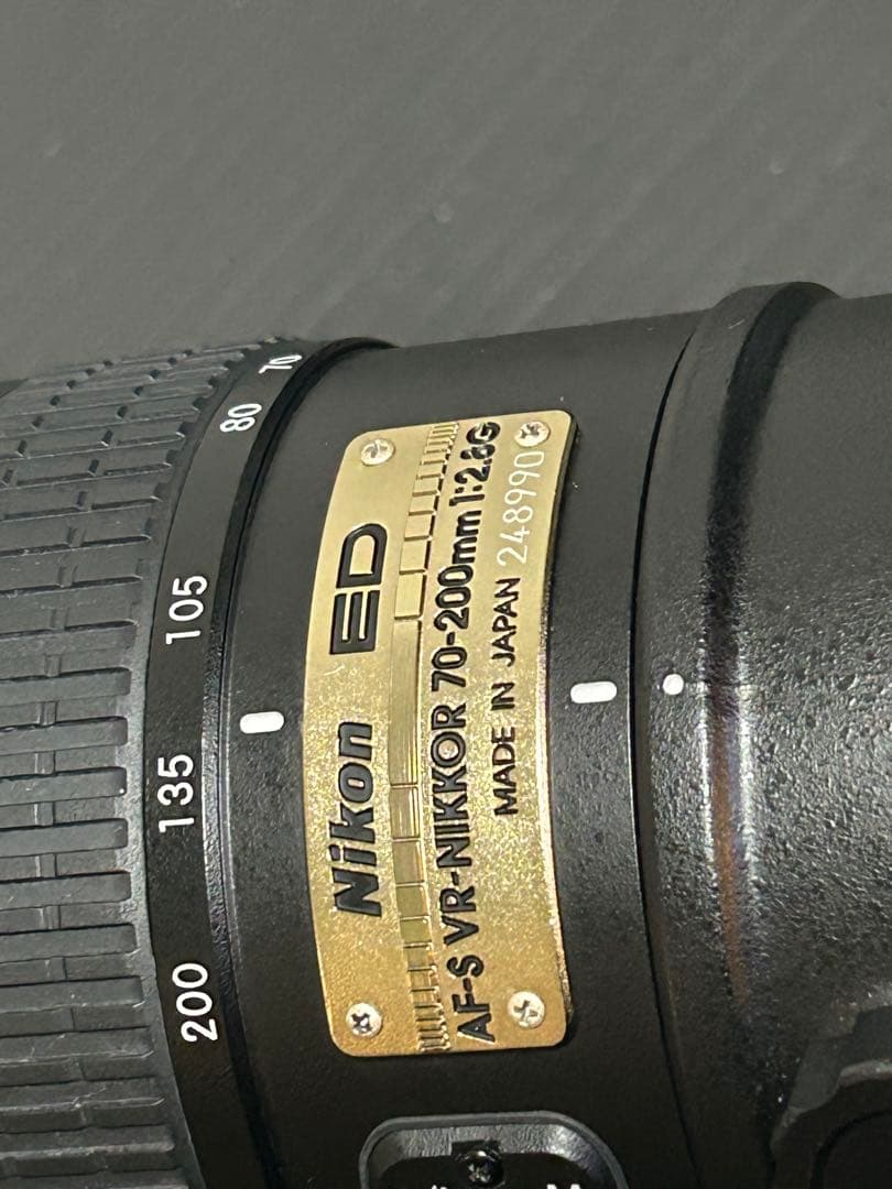 Nikon AF-S VR Nikkor 70-200mm F2.8G レンズ