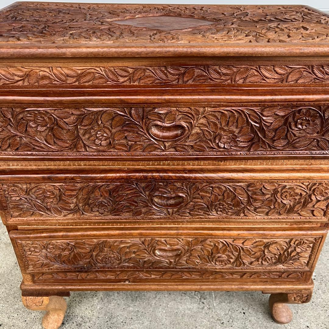 高級 アジアアン アンティーク 彫刻入り木製 引き出し付き