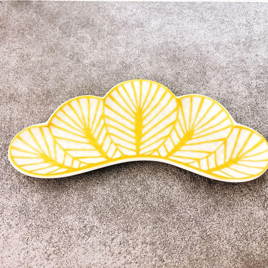 有田焼　幸楽窯　錦金松葉形前菜皿　白金　5点セット