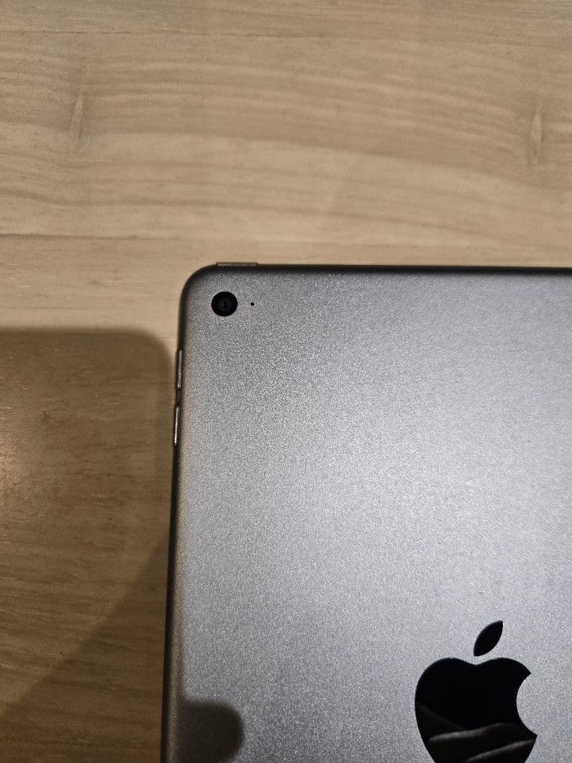 iPad mini 4 シルバー　wifi 128 本体