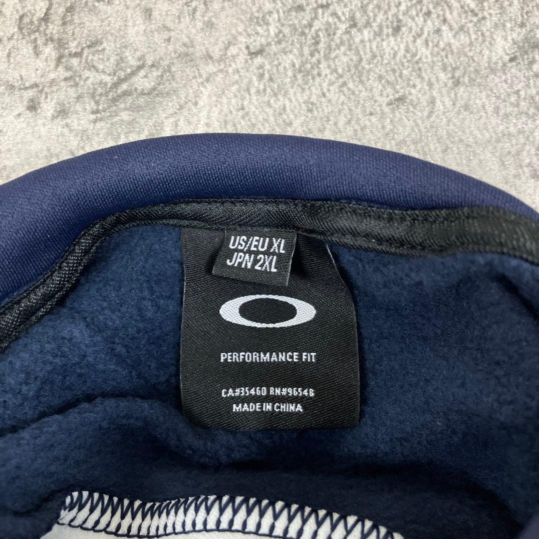 北海道日本ハムファイターズ フリースパーカー オークリー 古着 刺繍 紺青 XL