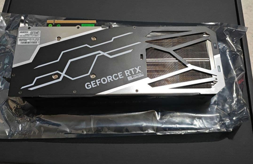 f*Y様 GALAKURO GeForce RTX 4080 16GB