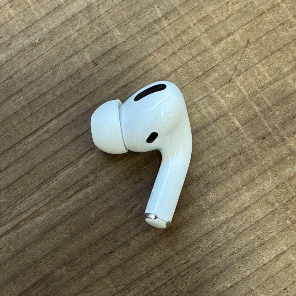 中古品$ AirPods Pro 第1世代 両耳のみL USED1W§M/