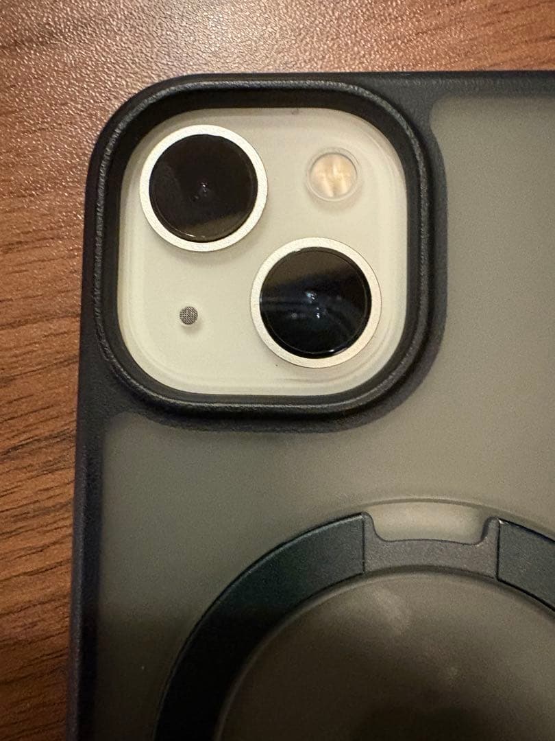 iPhone 13 ホワイト TORRASのケース付き