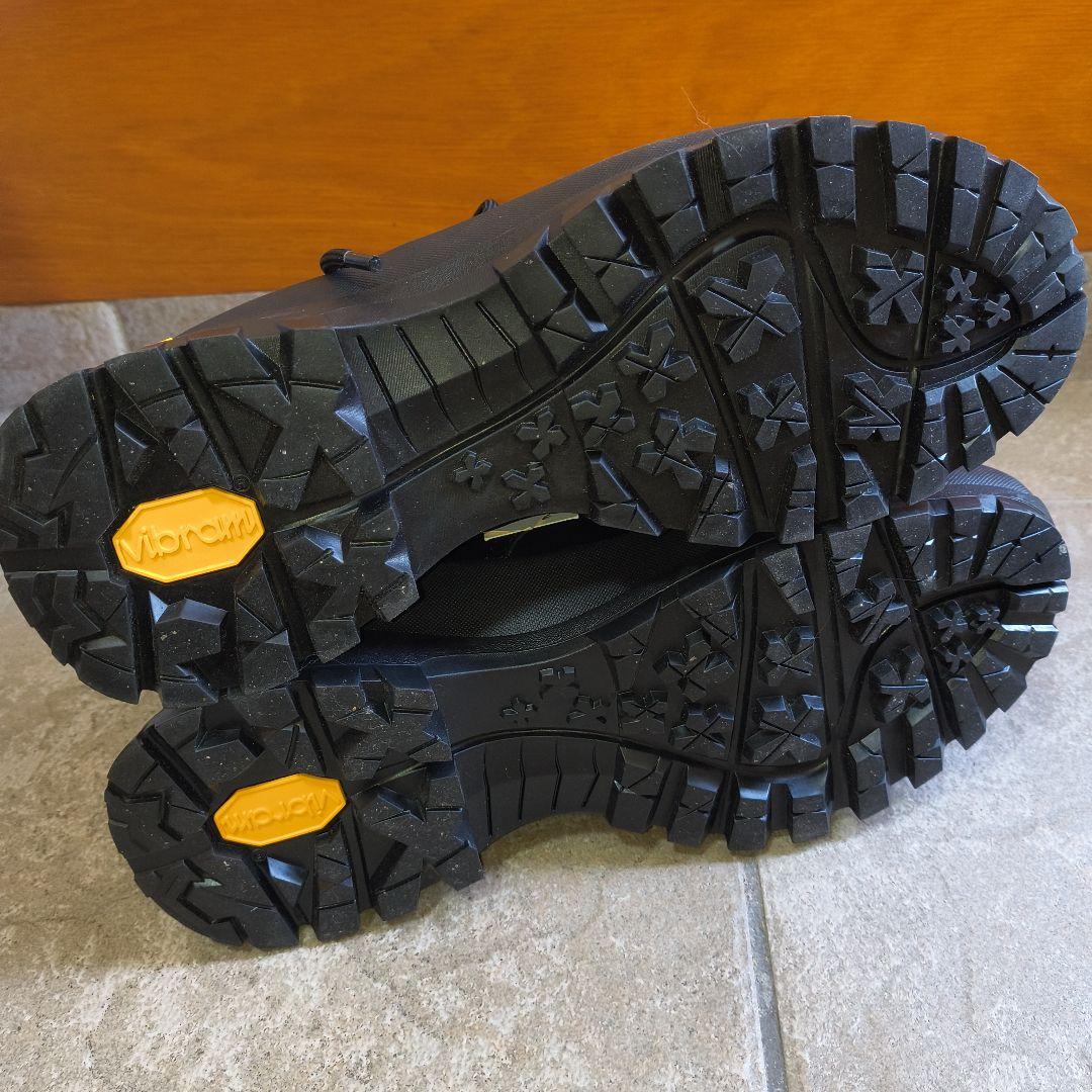 希少【新品未使用】ZARA VIBRAM レザーブーツ 26.5
