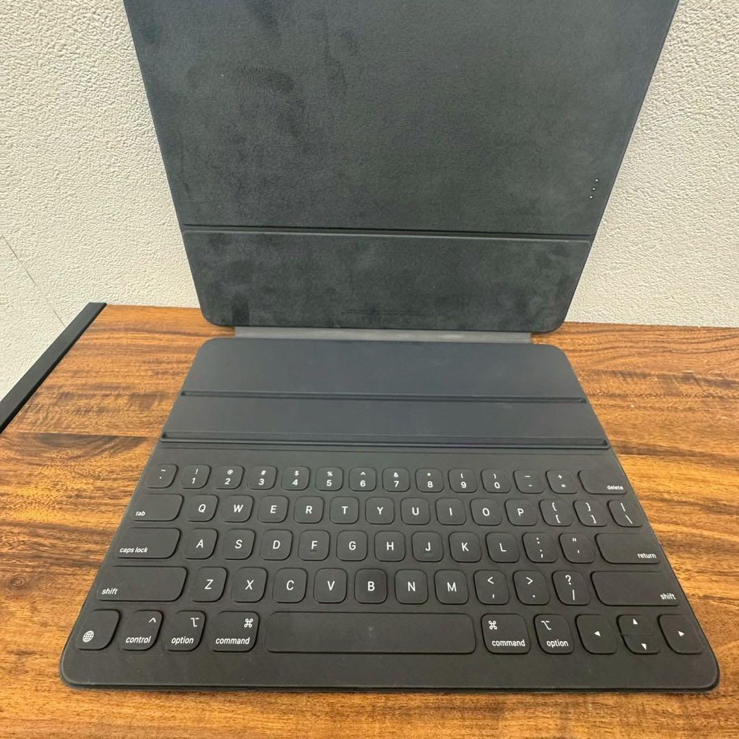 iPad Pro 12.9インチ 第3世代 64GB MTEM2J/A 極美品