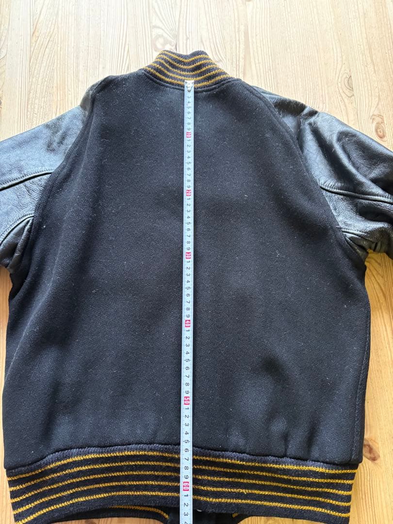 ビンテージ　スタジャン　ラグラン ブラック レザー 70s 80s 刺繍