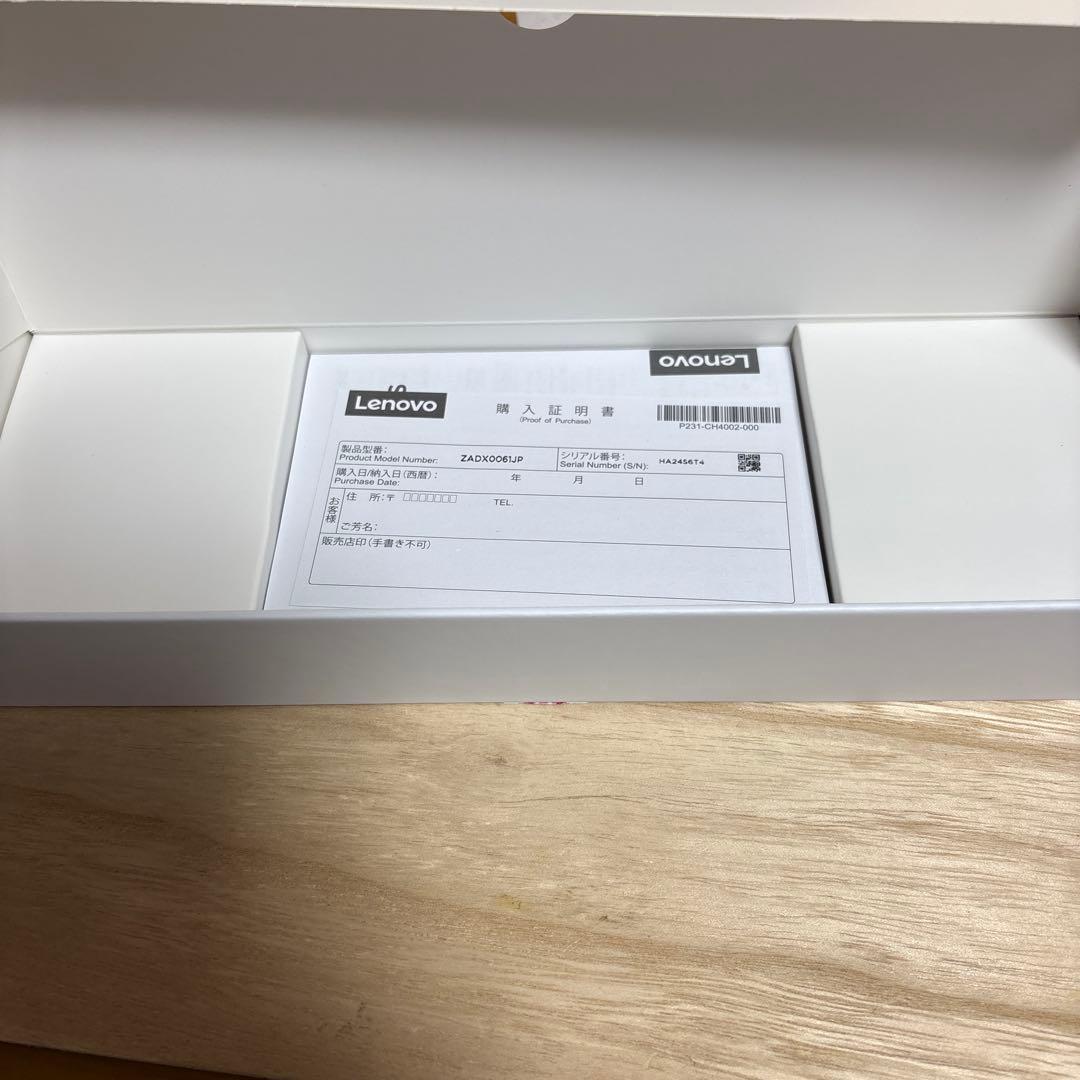 未使用品　Lenovo Tab Plus タブレット