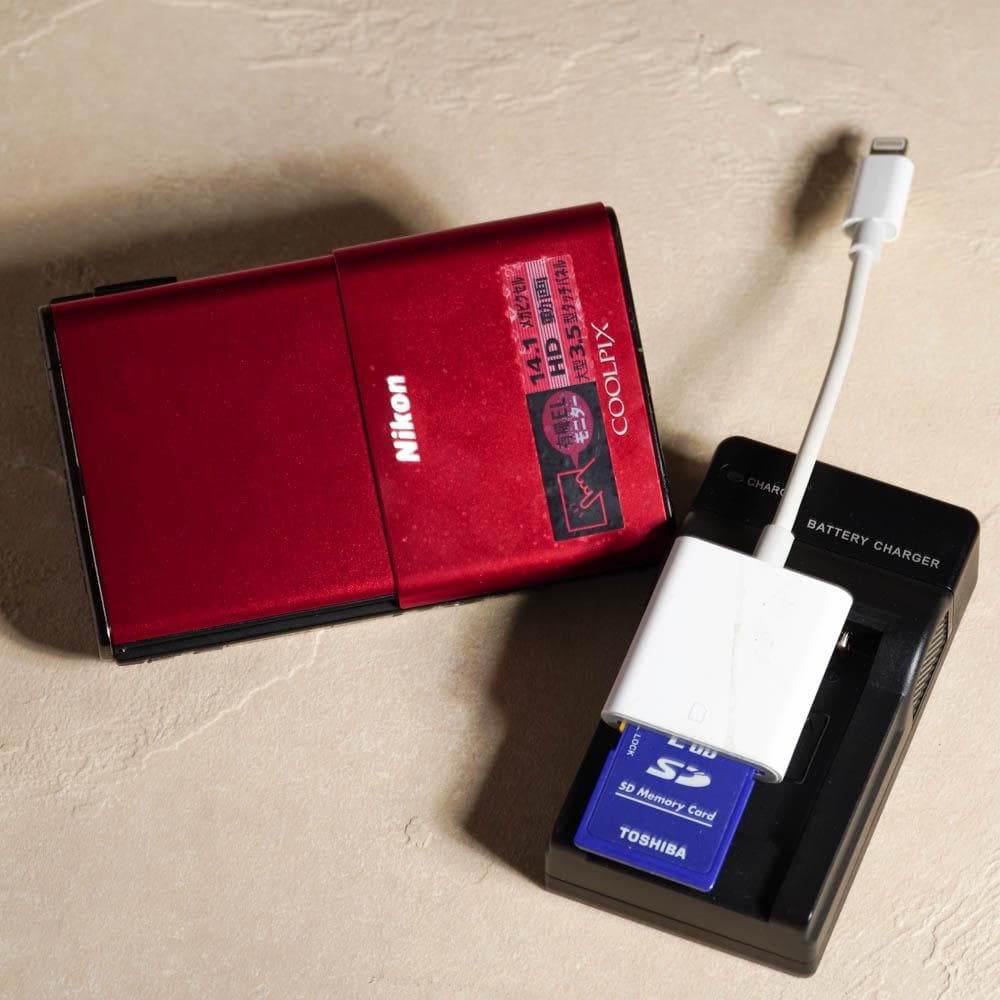 【スタイリッシュなコンデジ】Nikon coolpix s80 レッド