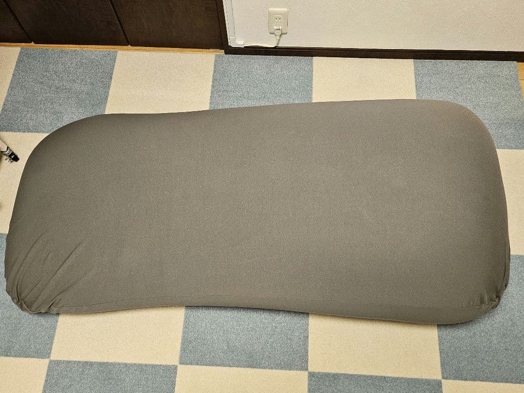 ニトリ ビーズクッションBS215 角丸(メガ グレー)