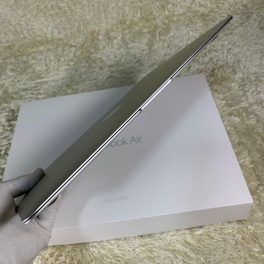 MacBook本体 Apple MacBook Air 13-inch 2015 A1466 i5