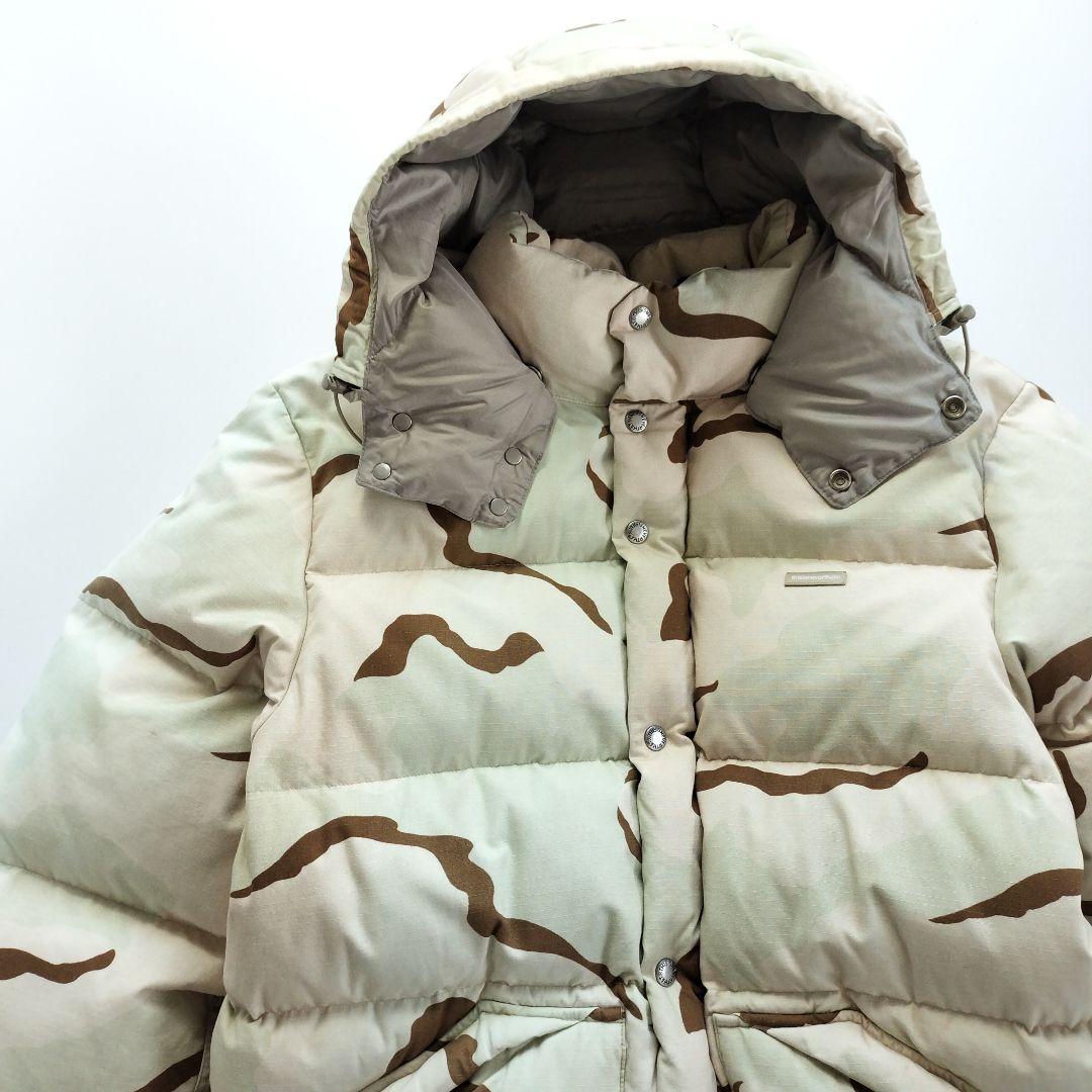 美品 ディスイズネバーザット ダウンジャケットカモフラ【Ｌ】