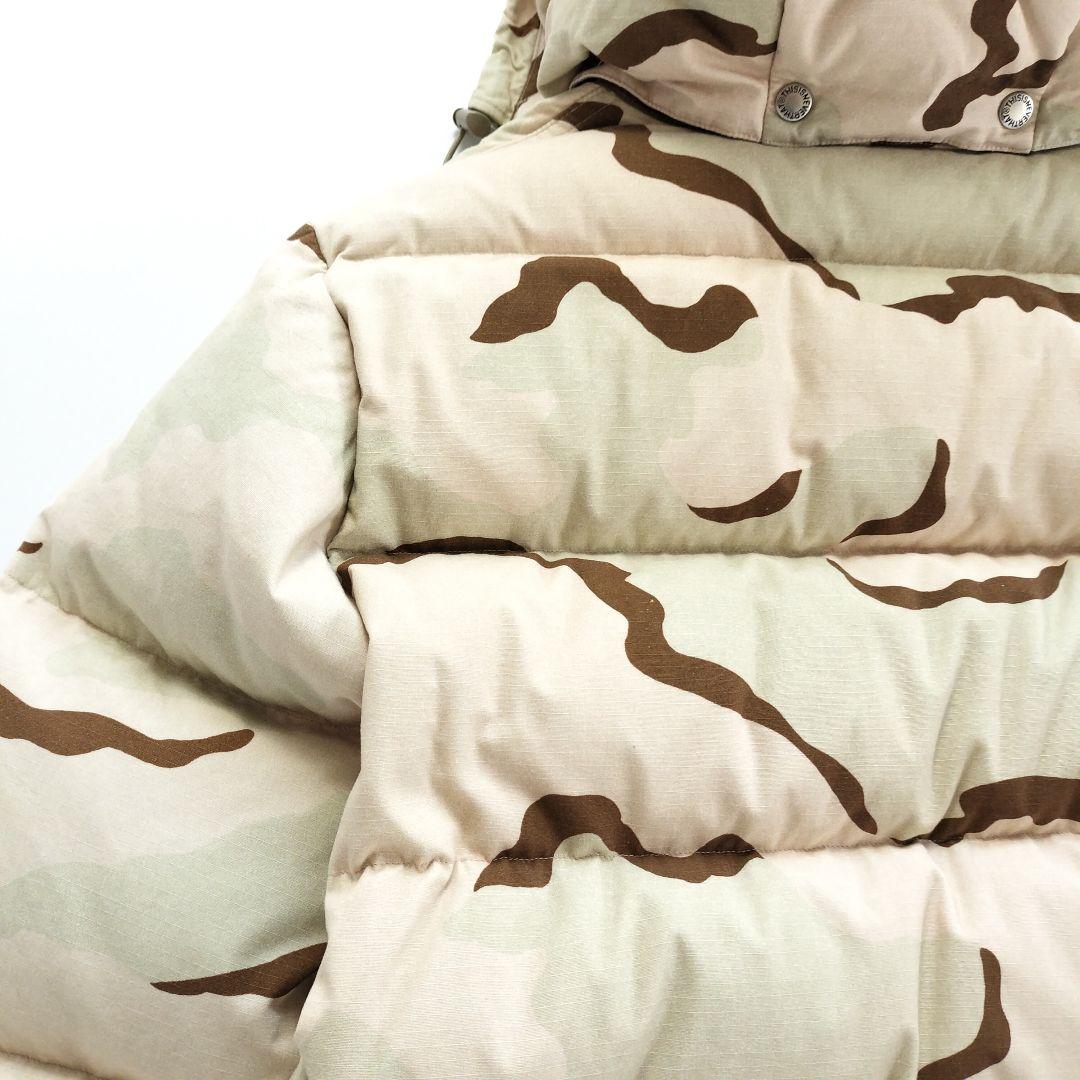 美品 ディスイズネバーザット ダウンジャケットカモフラ【Ｌ】
