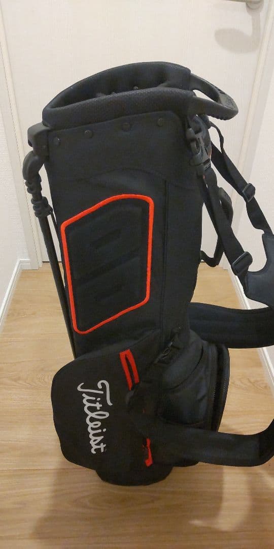 【美品】 Titleist Players4 キャディバッグ　8.5インチ　軽量
