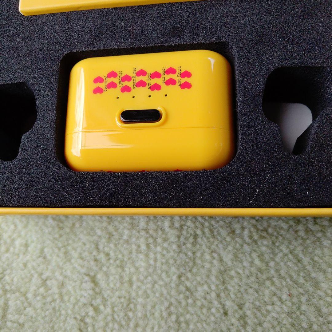 ワイヤレス・イヤホン・イエローハート・新品です。