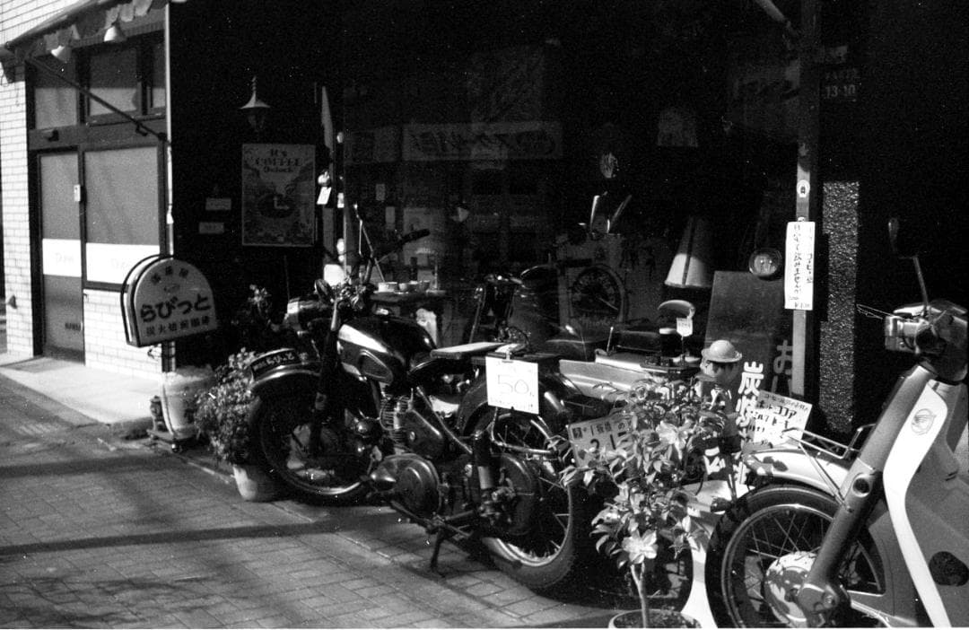 美品のAF一眼基本中の基本「キヤノンEOS10」（整備＆実写済み）