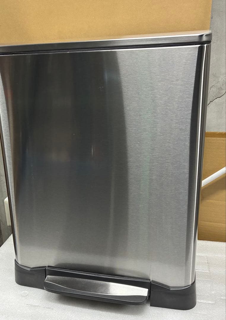 EK0 ステンレススチール ペダル式ごみ箱 28L + 18L