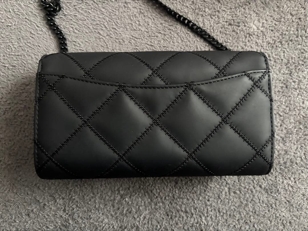 オ*リ様 Tory Burch マットブラック チェーンウォレット ショルダーバ