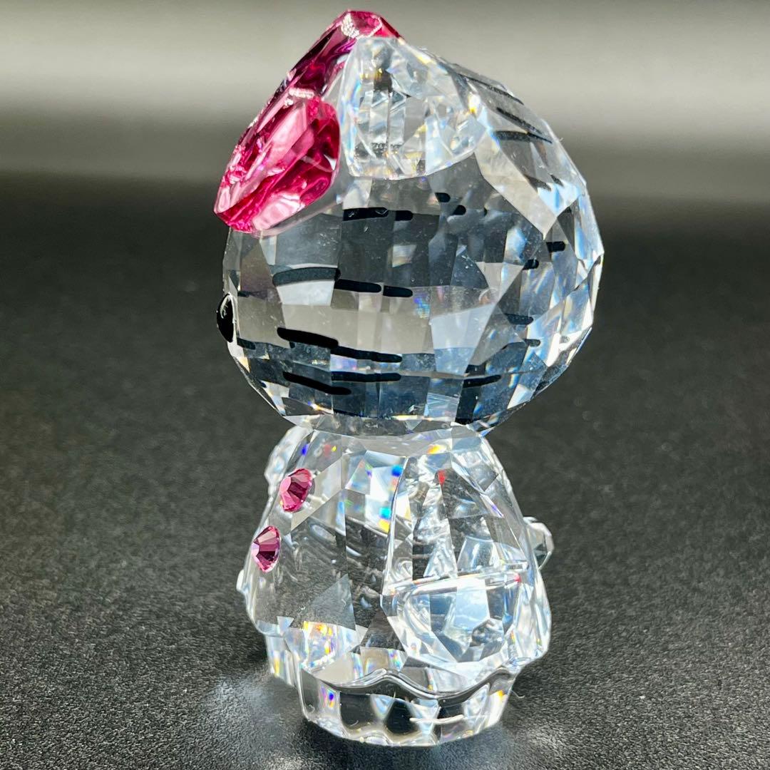 【超希少・廃盤】スワロフスキー ハローキティ ピンクリボン 置物 2011年限定