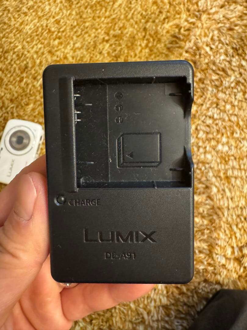 動作確認済み　LUMIX DMC-S1 ホワイト コンデジ　デジカメ
