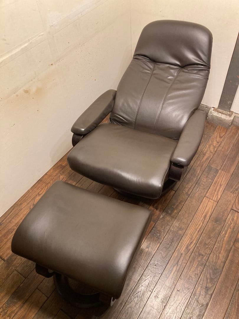 ドイツ himolla ヒモラ社製 本革リクライニングチェア&オットマンセット