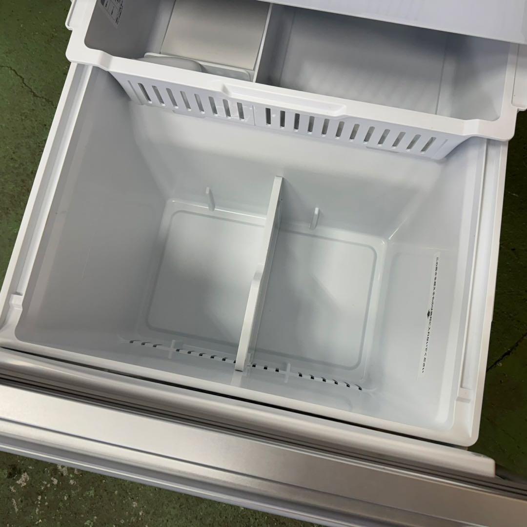 329 ★2025年製　自動製氷機能付き大型冷蔵庫　358L 洗濯機