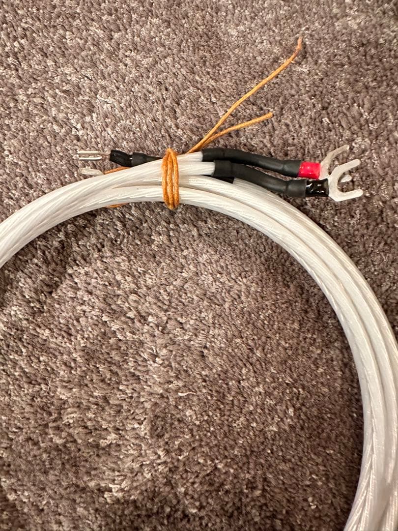 QED Signature Revelation スピーカーケーブル　ペア